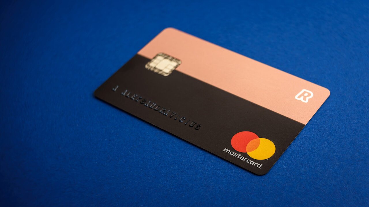 Revolut unveils new cashback card – valuation soars to $1.7bn |  FXcompared.com