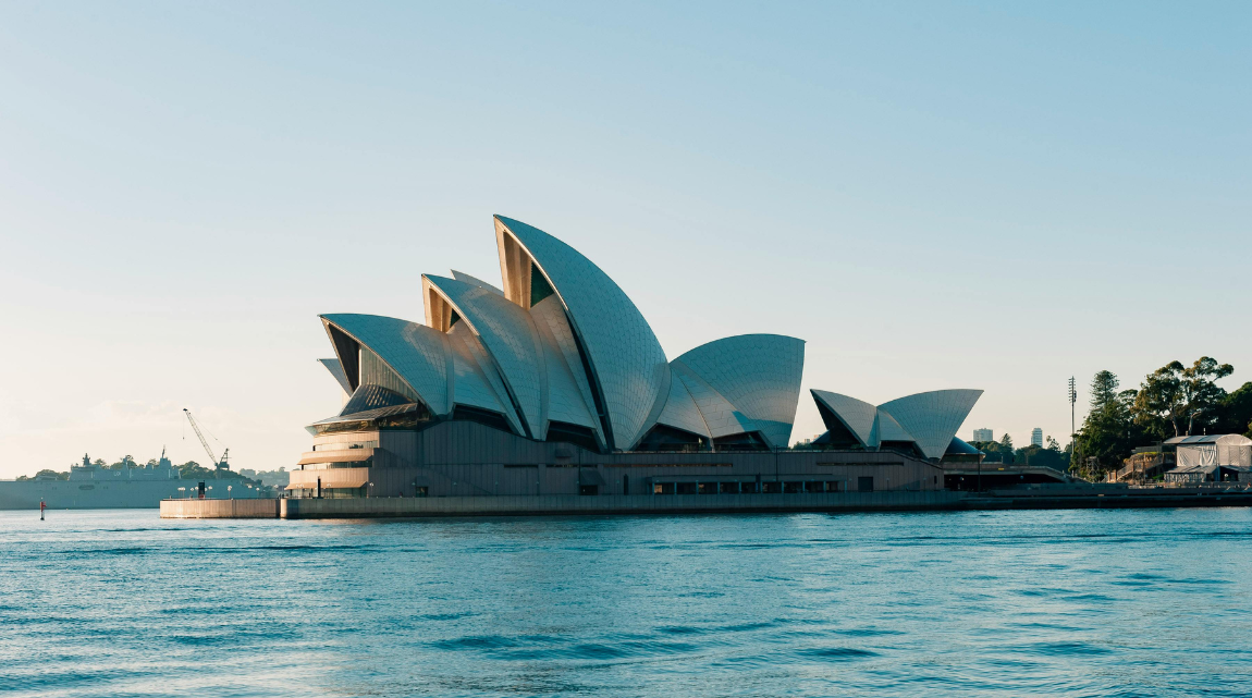 Send money to Australia from the UK: How to compare providers